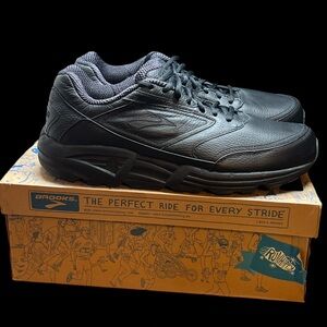 Size 12.5 -BROOKS  ADDICTION WALKER MEDIUM BLACK MEN'S 110039 1D 001